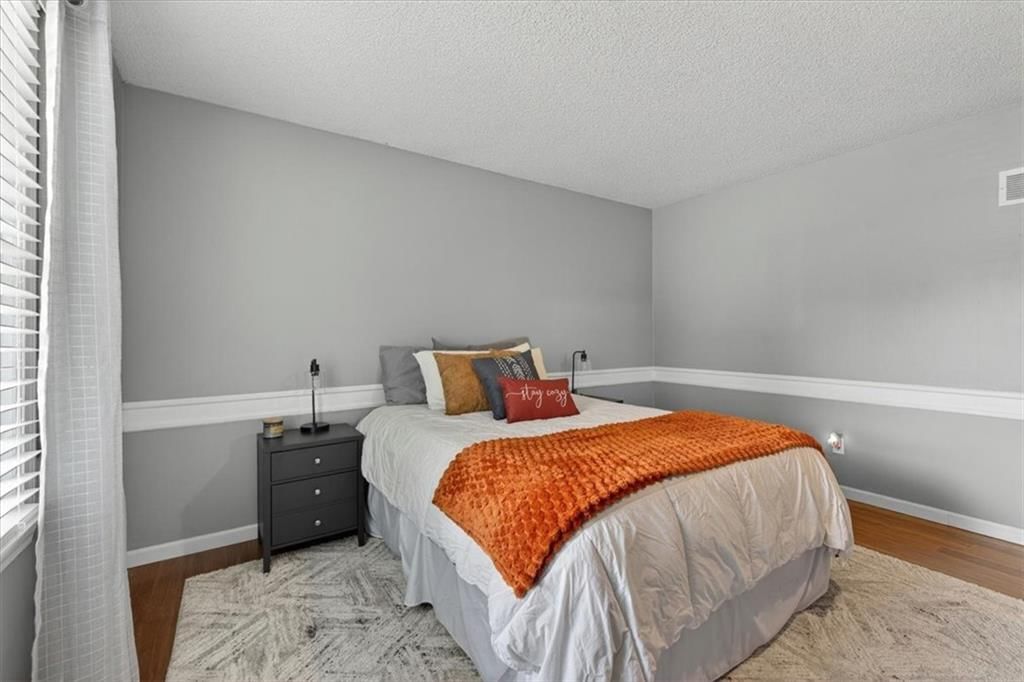 213 NE Country Lane Court — photo 38