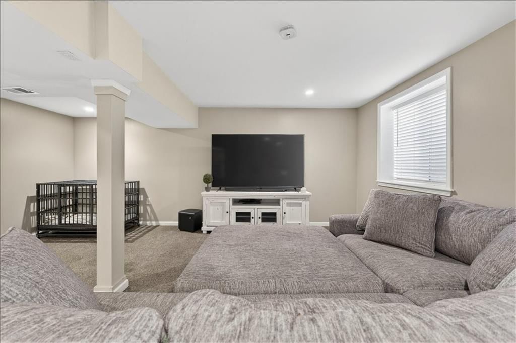 213 NE Country Lane Court — photo 41