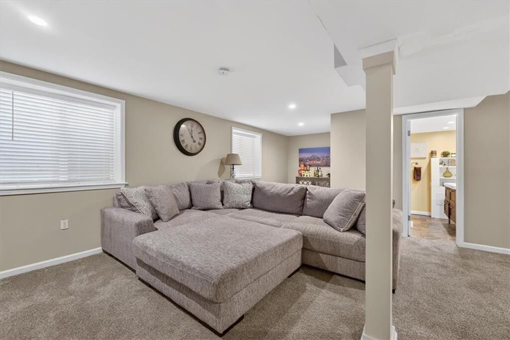213 NE Country Lane Court — photo 44