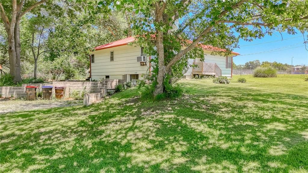 209 W Hale Lake Road — photo 17