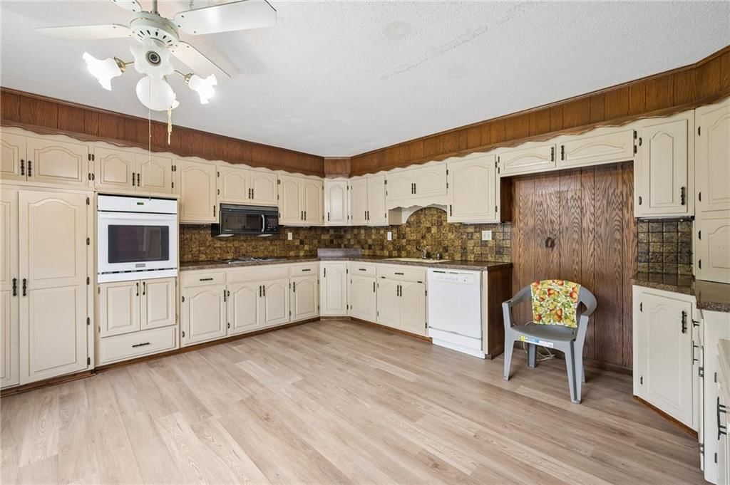 24356 W 55 Street — photo 17