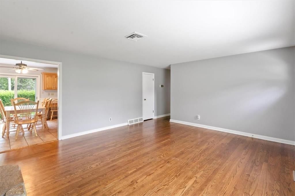 5914 W 76th Terrace — photo 7