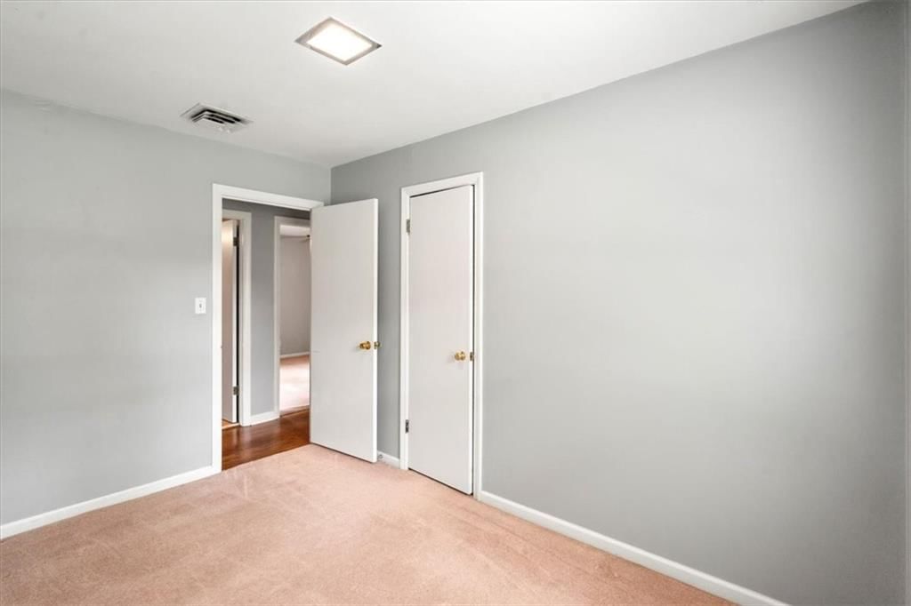 5914 W 76th Terrace — photo 9