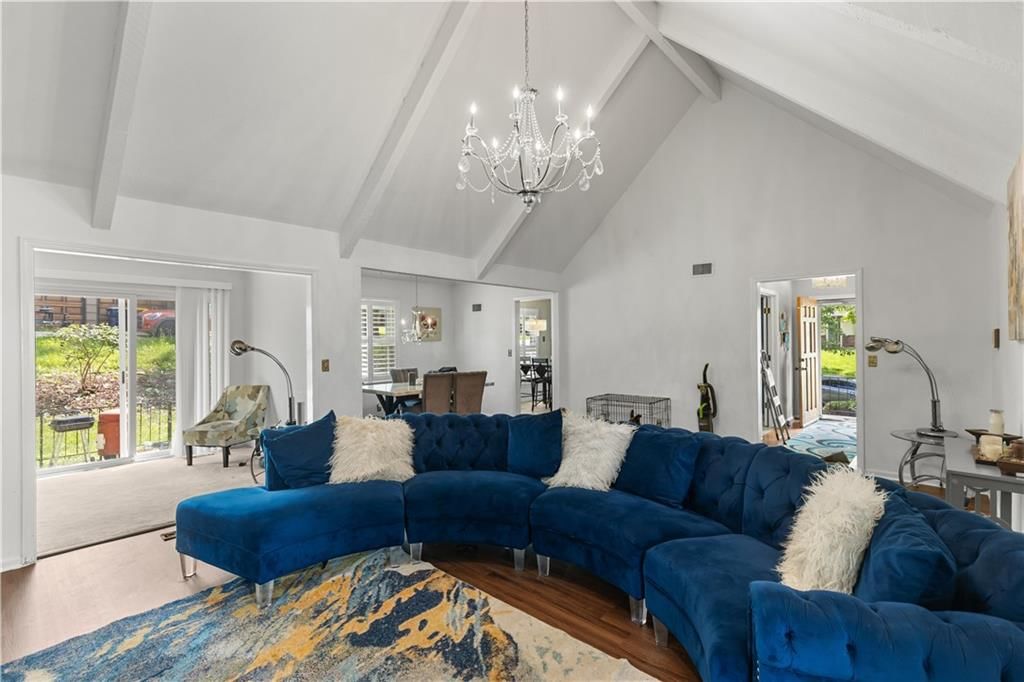 10401 Askew Avenue — photo 4