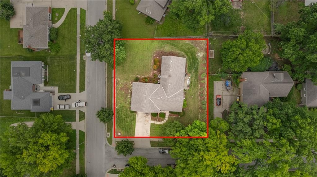 10401 Askew Avenue — photo 23