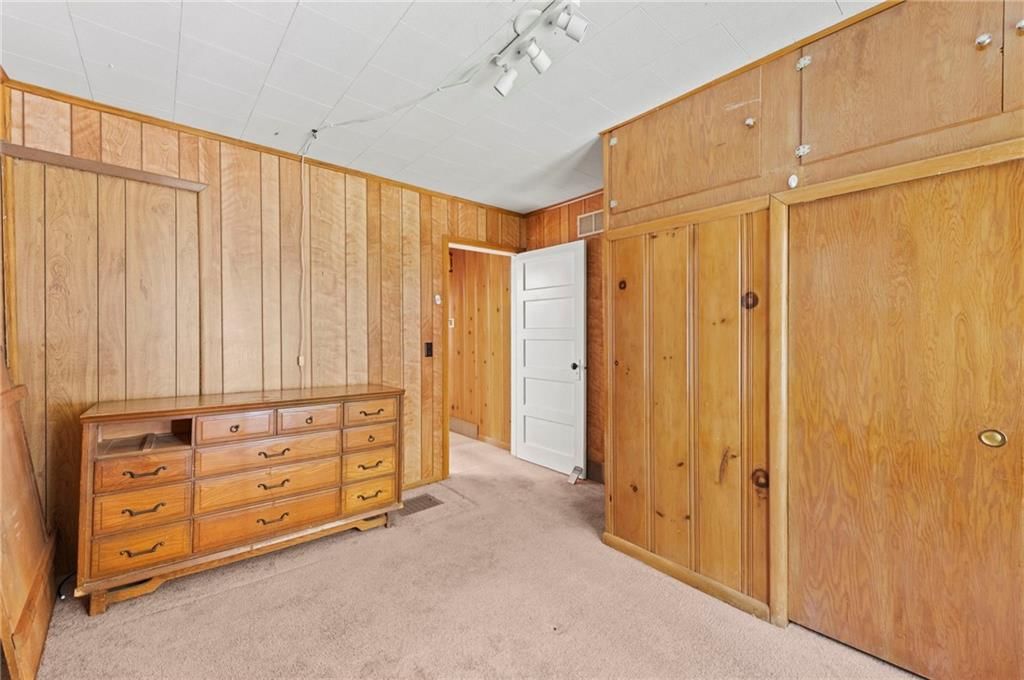 717 E KANSAS Avenue — photo 7