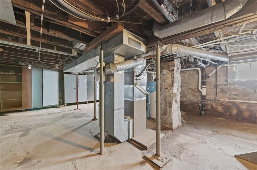 717 E KANSAS Avenue — photo 12