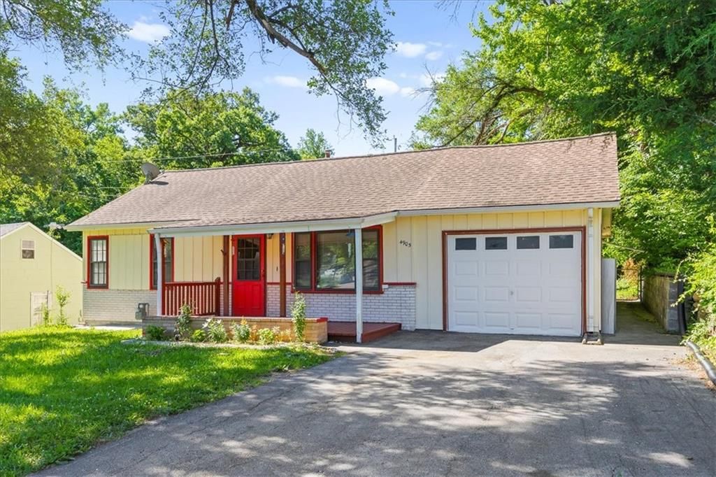 4905 Oakland Avenue — photo 23