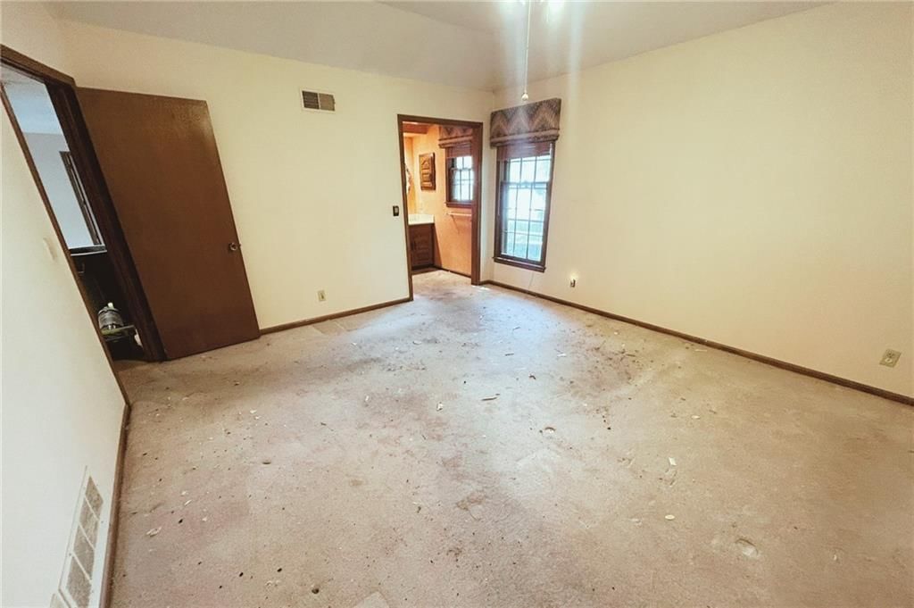 11651 Grant Drive — photo 6