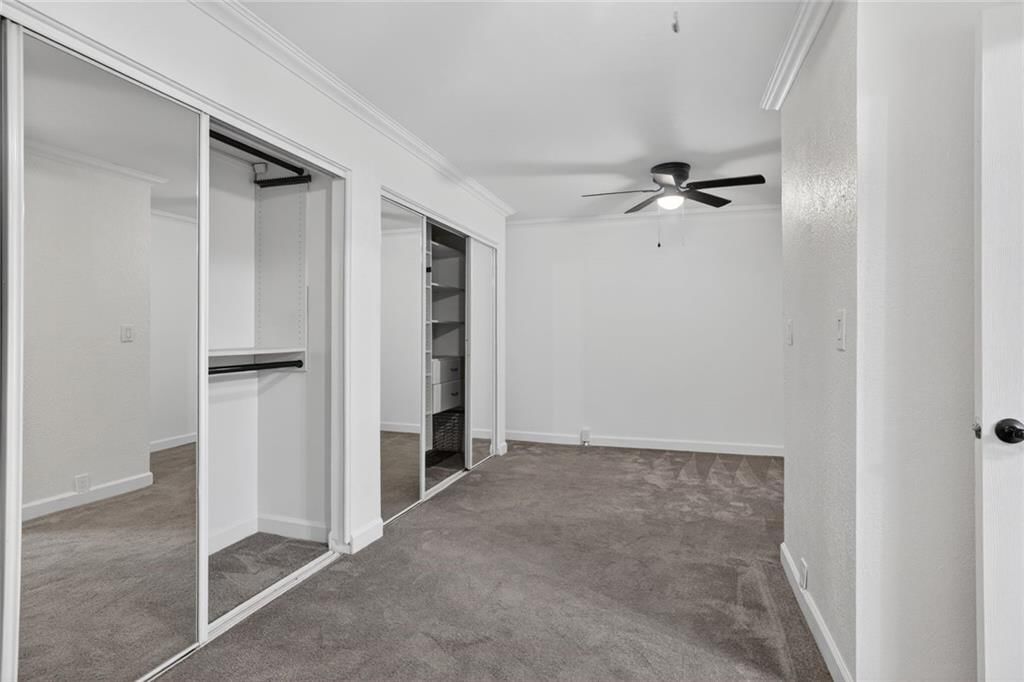4727 Jarboe Street — photo 10