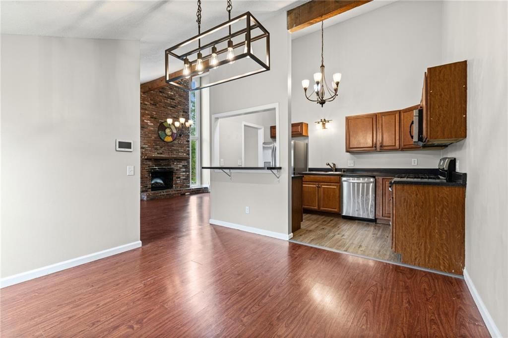 11230 College Avenue — photo 10