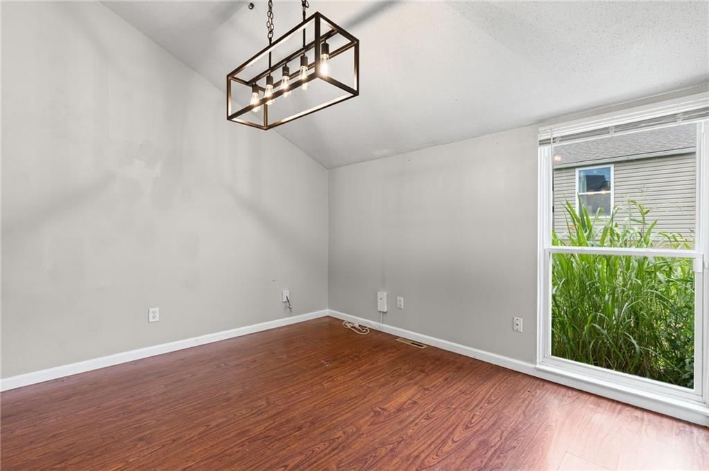 11230 College Avenue — photo 11