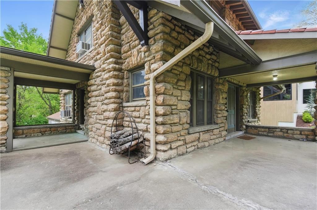 5334 Oak Street — photo 5