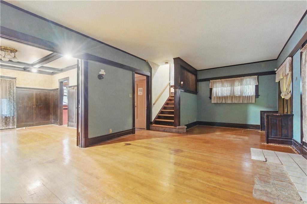 5334 Oak Street — photo 8