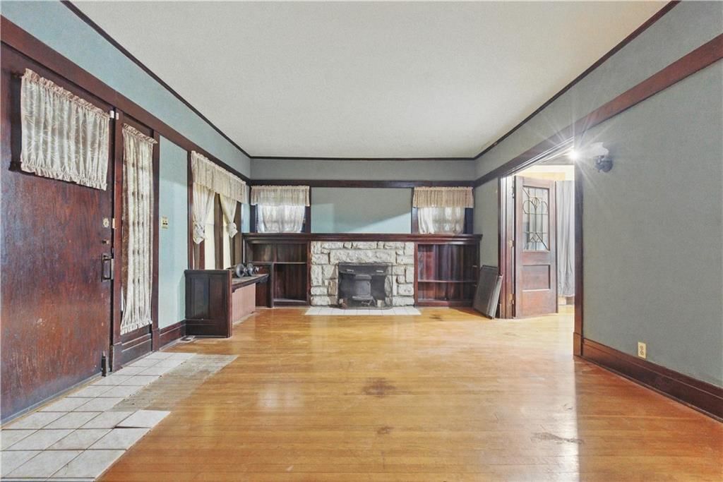 5334 Oak Street — photo 9