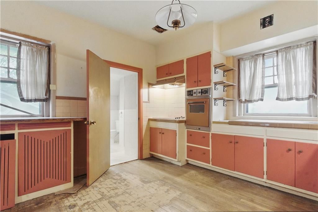5334 Oak Street — photo 12