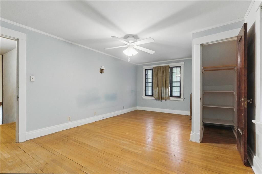 5334 Oak Street — photo 17
