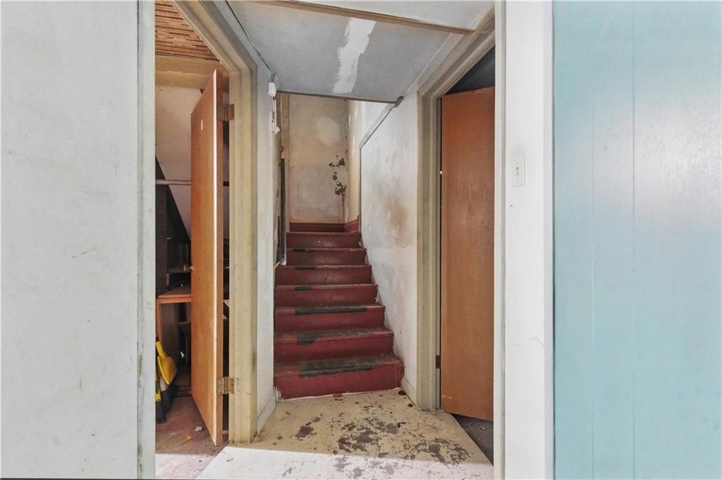5334 Oak Street — photo 27