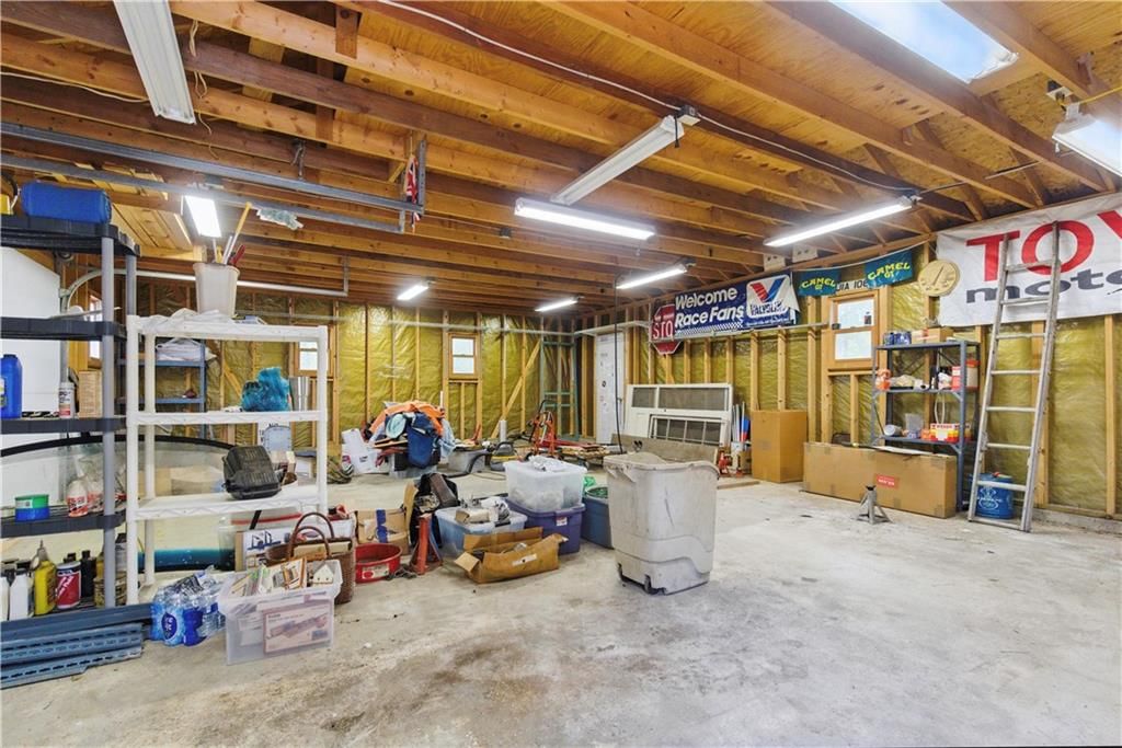 5334 Oak Street — photo 28