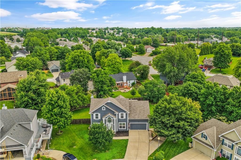 15750 Timber Park Court, Platte City, MO