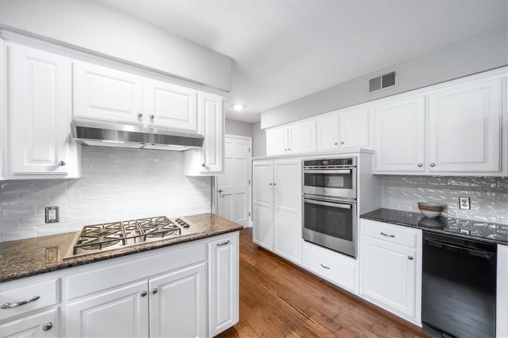 7616 Slater Street — photo 13