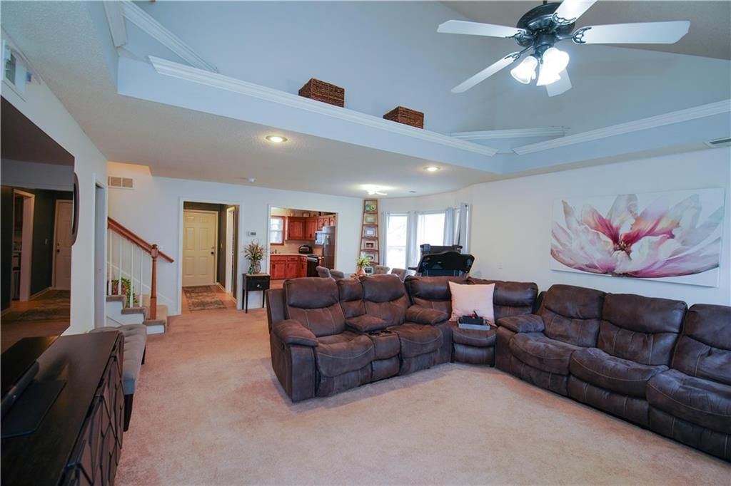 405 SW Hoke Lane — photo 4