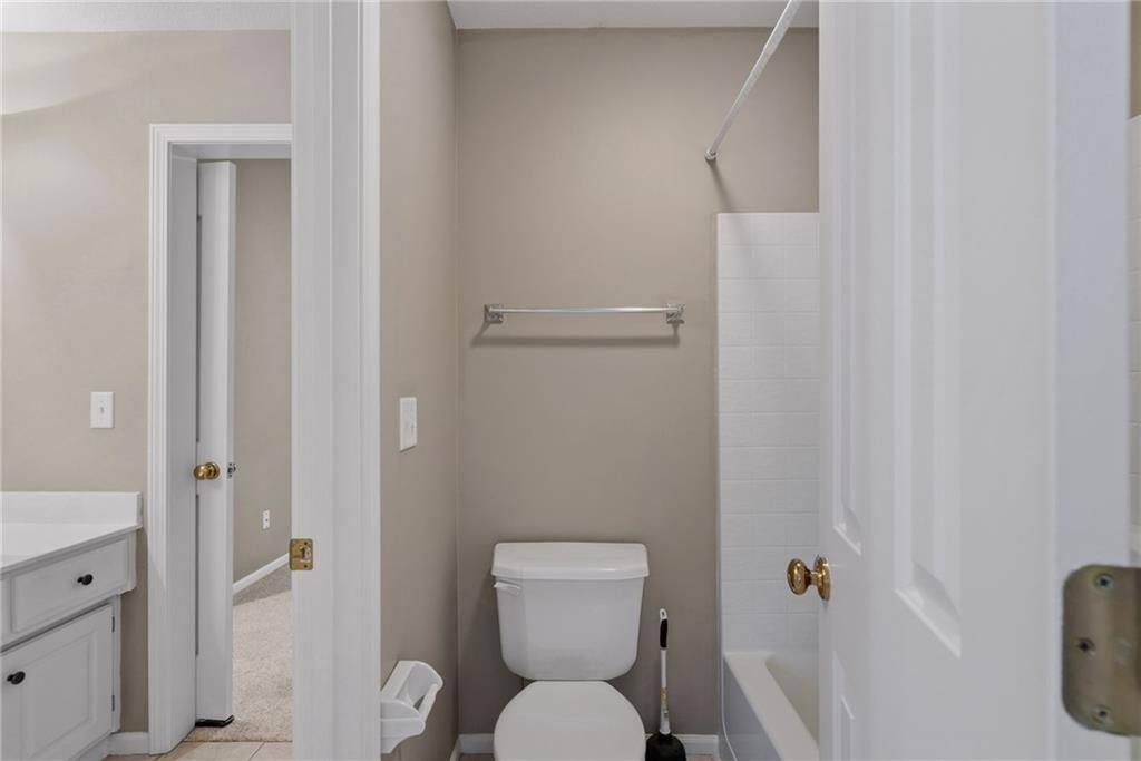 7817 W 147 Terrace — photo 34