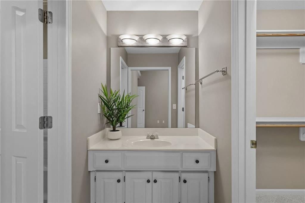 7817 W 147 Terrace — photo 35
