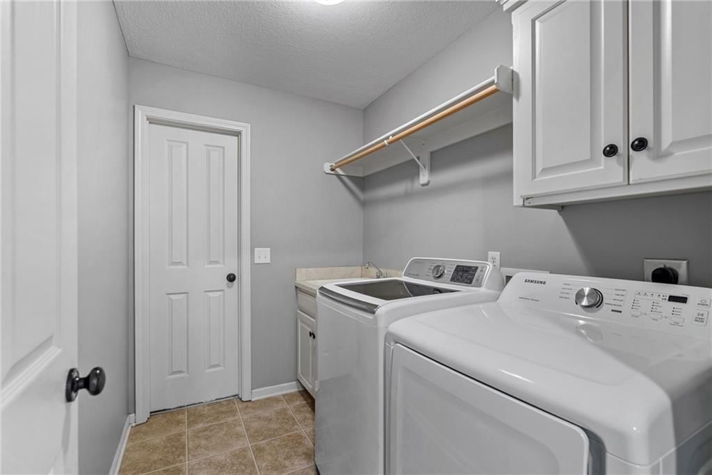 5307 W 165th Terrace — photo 33