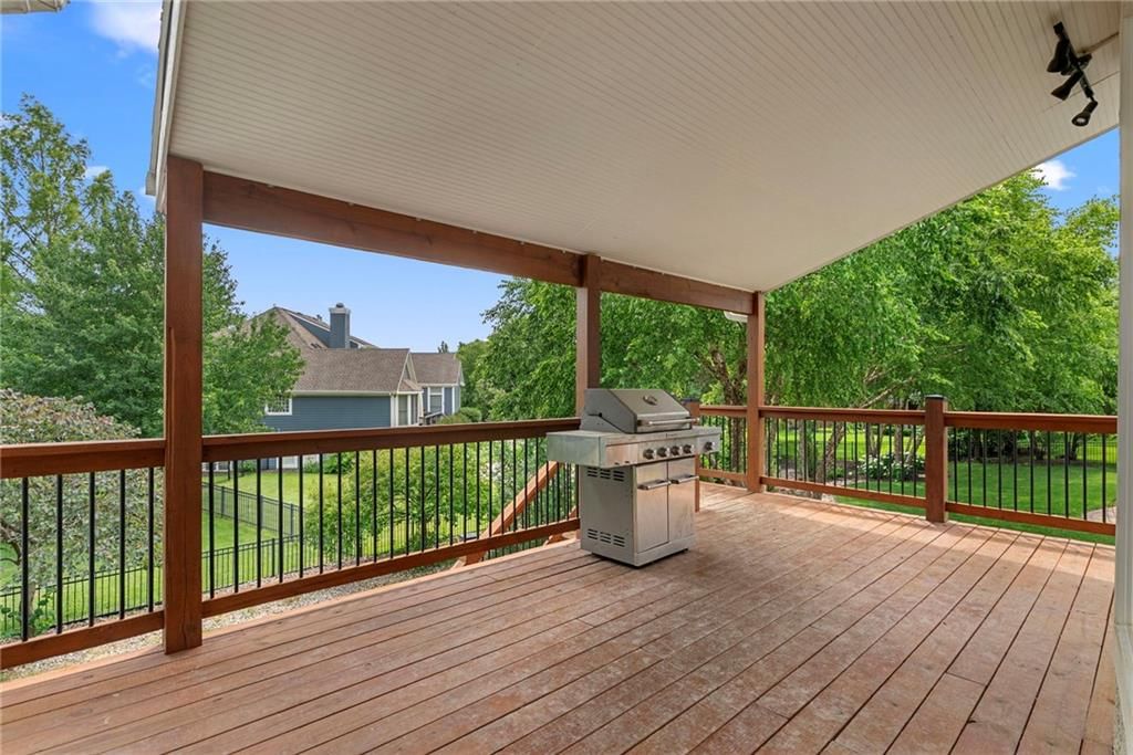 5307 W 165th Terrace — photo 41