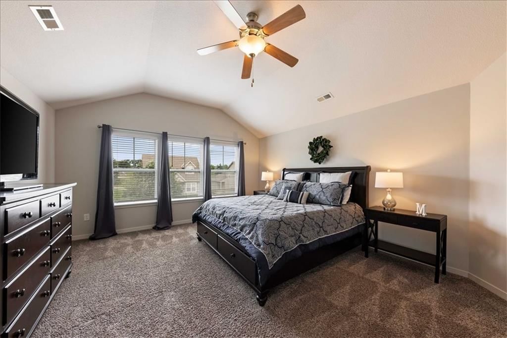 390 N Cedar Hills Street — photo 12