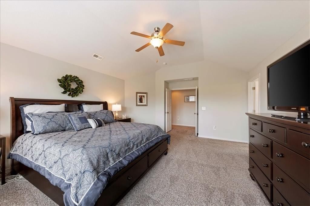 390 N Cedar Hills Street — photo 13