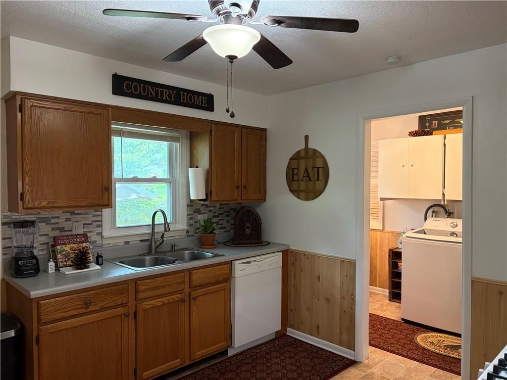 1107 Cordell Street — photo 15