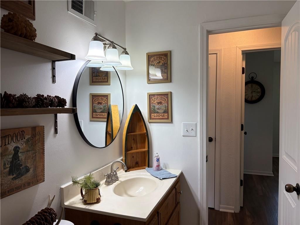 1107 Cordell Street — photo 31