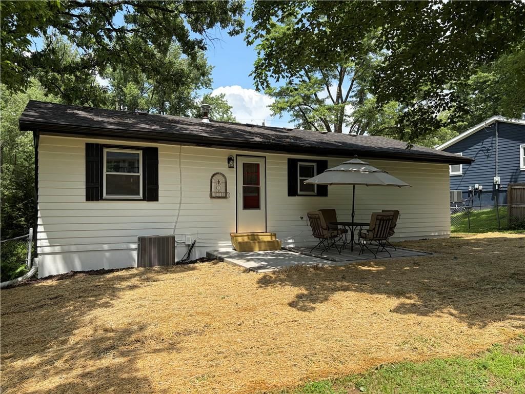 1107 Cordell Street — photo 45