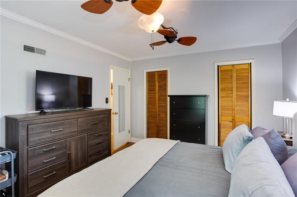 5523 W 70th Terrace — photo 16