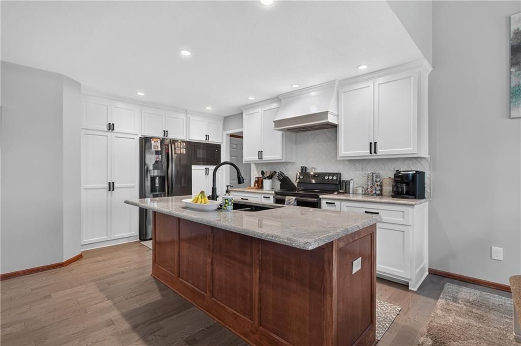 19311 Raffurty Street — photo 13