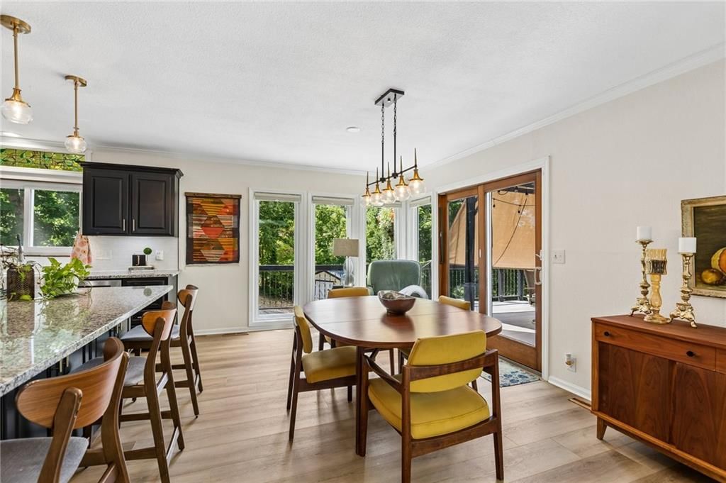 708 LAKE FOREST Drive — photo 16