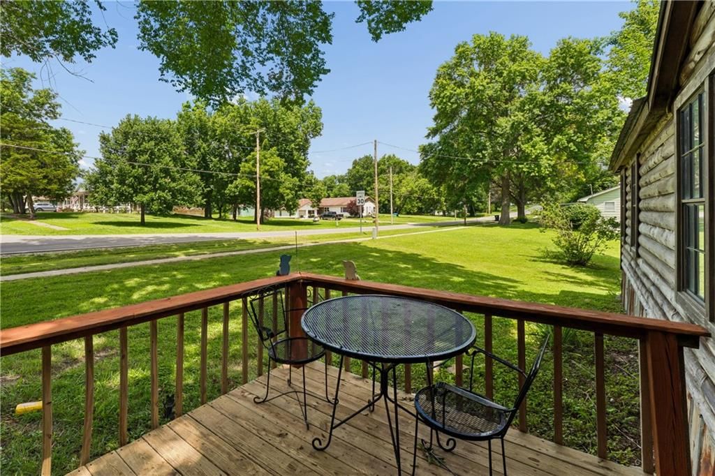 725 S Locust Street — photo 10