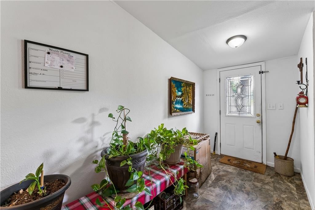 725 S Locust Street — photo 12