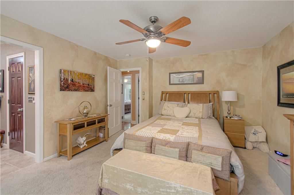 1144 Camelot Drive — photo 17