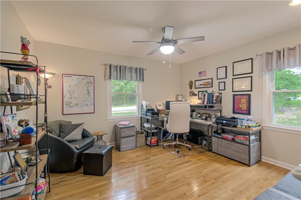 1144 Camelot Drive — photo 22