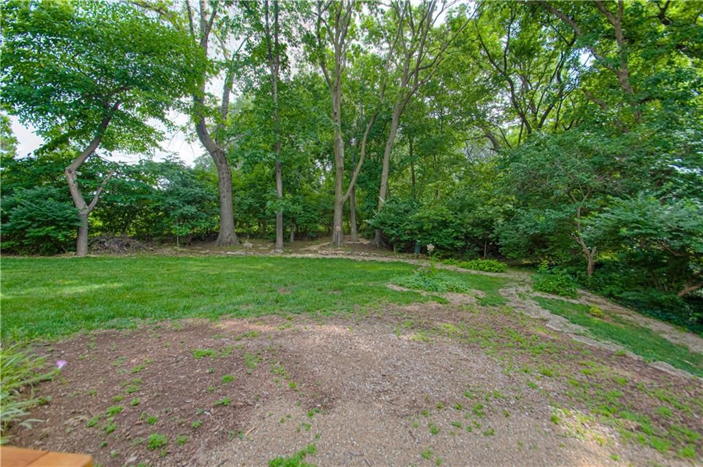 1144 Camelot Drive — photo 37