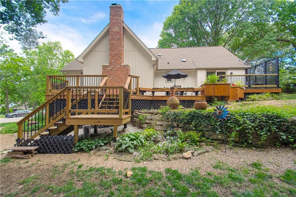 1144 Camelot Drive — photo 38