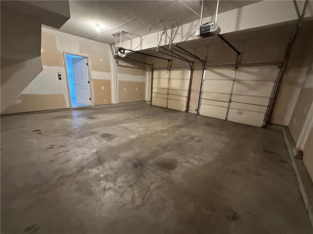 17571 W 162nd Street — photo 32