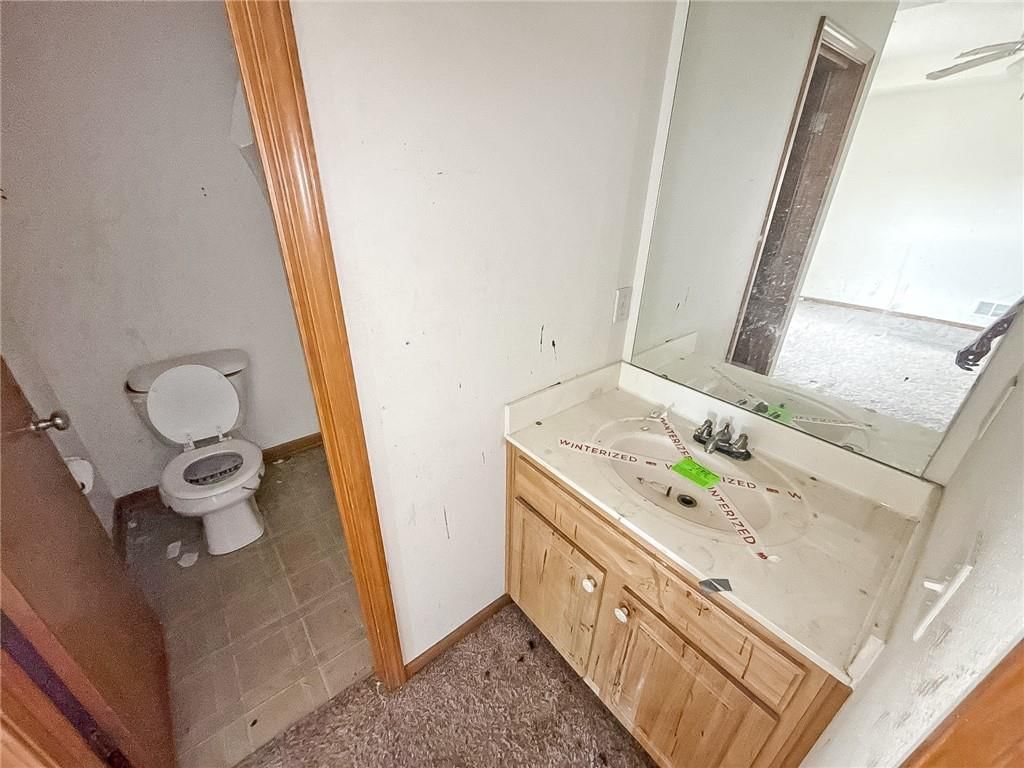 441 SW Laura Lane — photo 12
