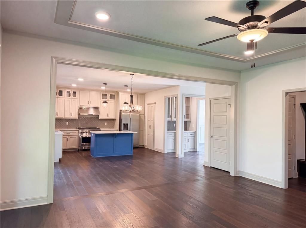 Photo 9 of 31 - 7540 N Amity Avenue, Kansas City, MO 64152