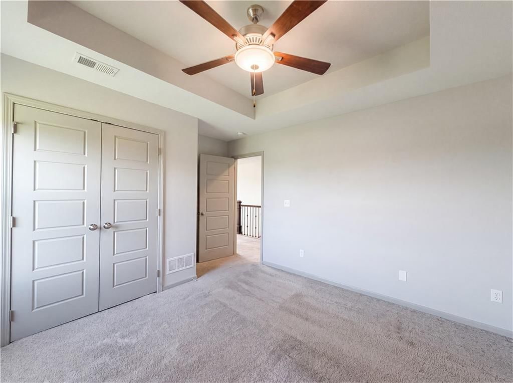 Photo 12 of 31 - 7540 N Amity Avenue, Kansas City, MO 64152