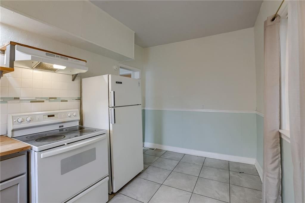 3209 St John Avenue — photo 26