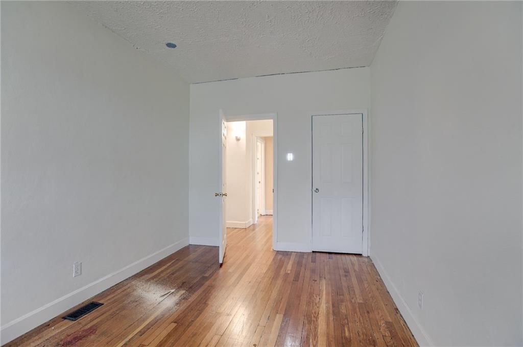 3209 St John Avenue — photo 28
